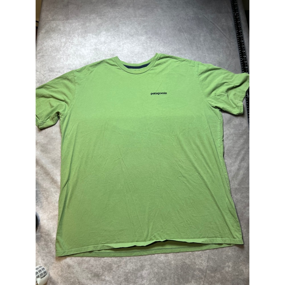 Patagonia Mens T-Shirt XL Green Fitz Roy Trout Organic Cotton Graphic Tee